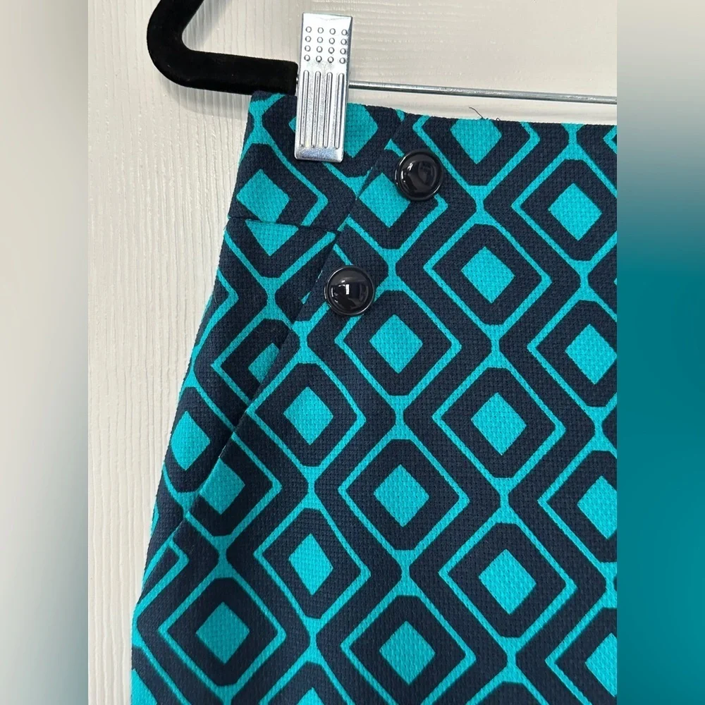 Ann Taylor LOFT Petites Geometric Pencil Skirt with Pockets | Size 8P